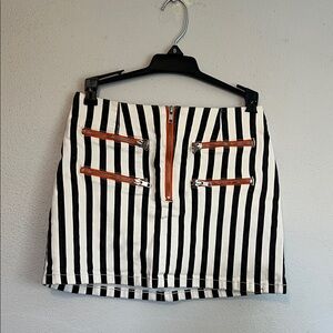 Urban Outfitters Black and White Striped Skirt